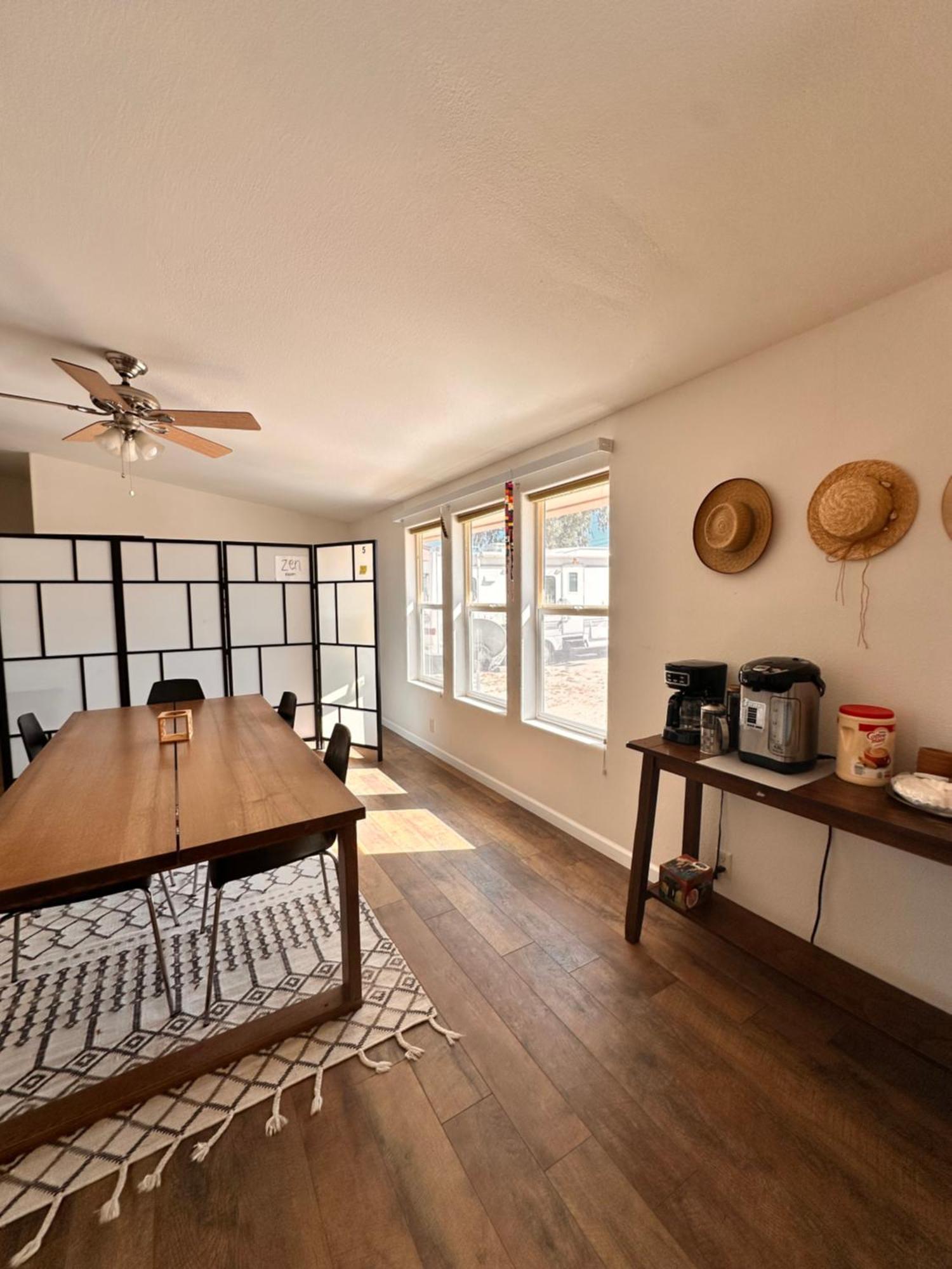 Bodhi House, Joshua Tree National Park Hostel Twentynine Palms Ngoại thất bức ảnh